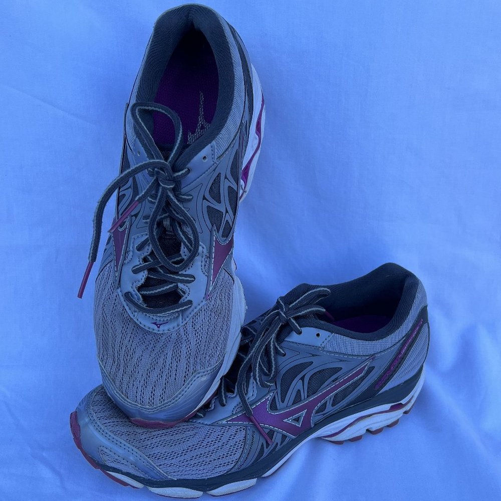 Mizuno Wave Inspire 14 women's running shoes 410987 9M61 US Size 9